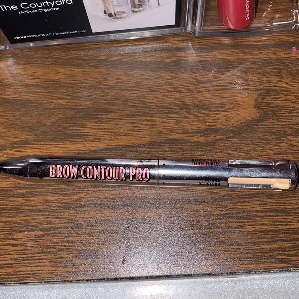 Contour and eyebrow product